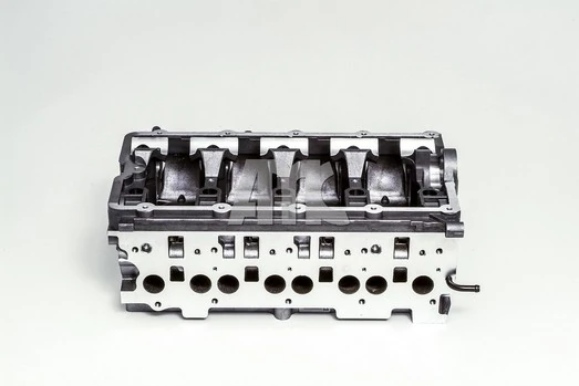 Cylinder Head 908718