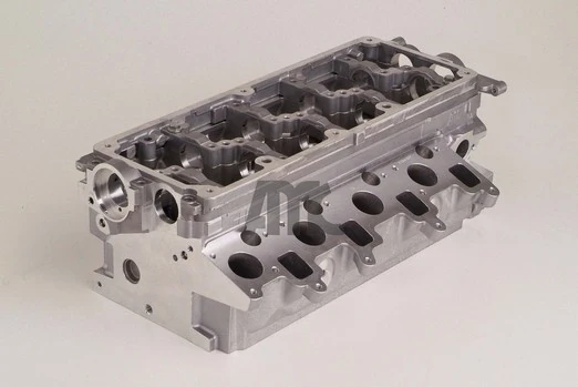 Cylinder Head 908825
