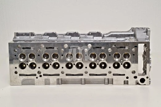 Cylinder Head 908575