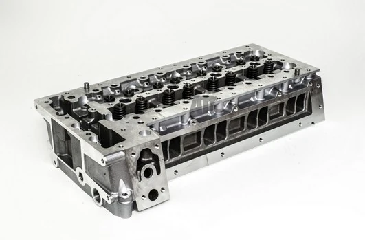Cylinder Head 910646