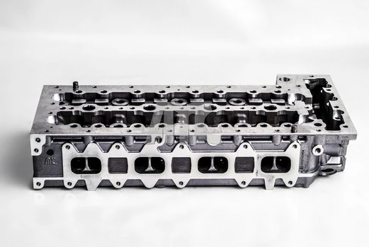Cylinder Head 910546
