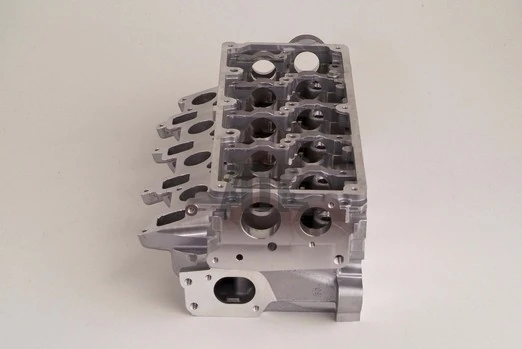Cylinder Head 908825