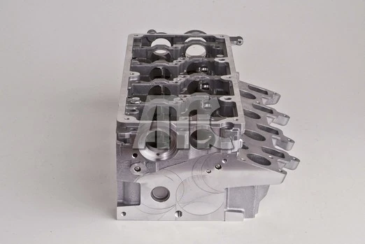 Cylinder Head 908827