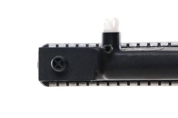 Radiator, engine cooling BEHR CR 539 000S