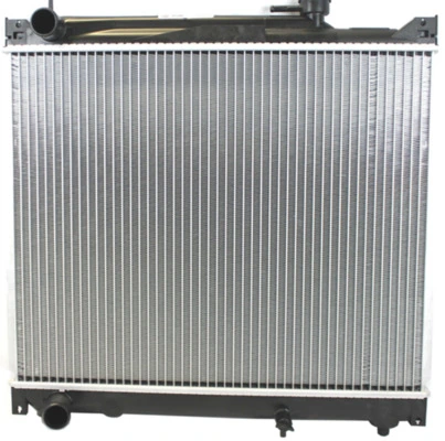 Radiator, engine cooling BEHR CR 747 000S