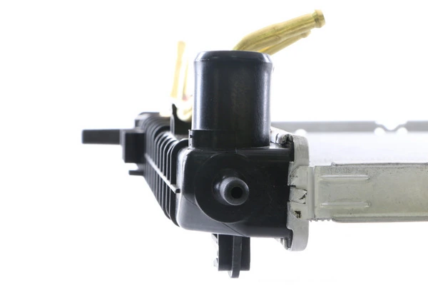 Radiator, engine cooling BEHR CR 1321 000S