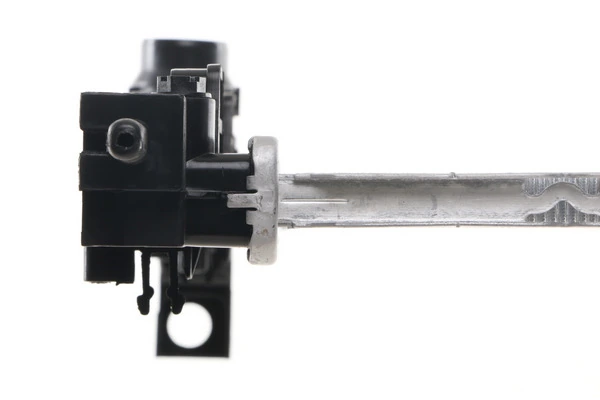 Radiator, engine cooling BEHR CR 2003 000S