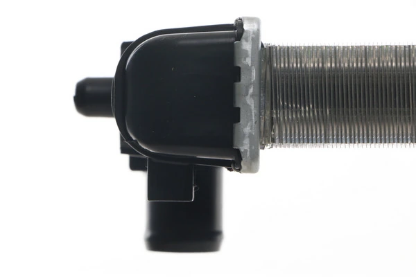 Radiator, engine cooling BEHR CR 837 001S