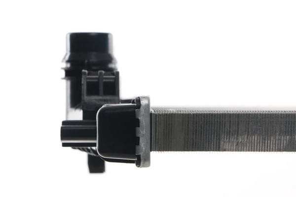 Radiator, engine cooling BEHR CR 2055 001S