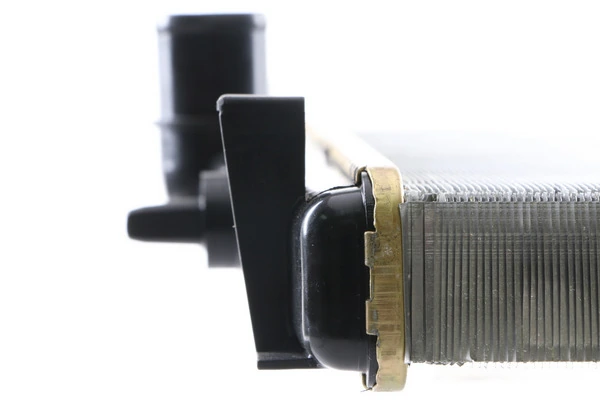 Radiator, engine cooling BEHR CR 392 000S