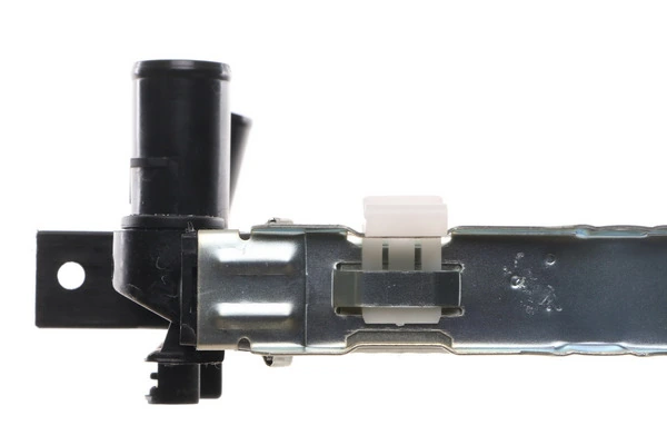 Radiator, engine cooling BEHR CR 358 000S