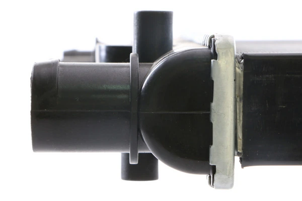 Radiator, engine cooling BEHR CR 632 000S