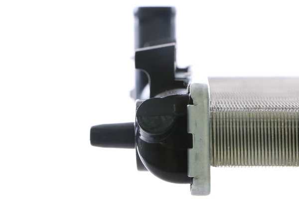 Radiator, engine cooling BEHR CR 555 000S