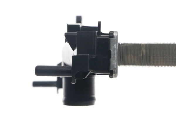 Radiator, engine cooling BEHR CR 840 001S