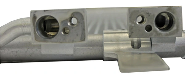 Condenser, air conditioning BEHR *** PREMIUM LINE *** AC 772 000P