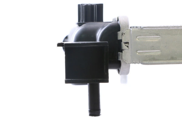 Radiator, engine cooling BEHR CR 830 000S