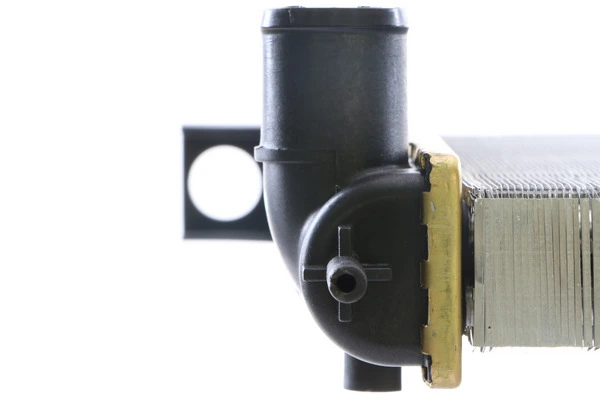 Radiator, engine cooling BEHR CR 607 000S