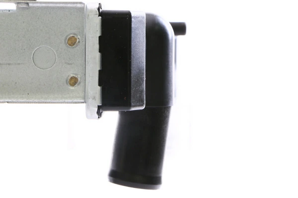 Radiator, engine cooling BEHR CR 147 000S