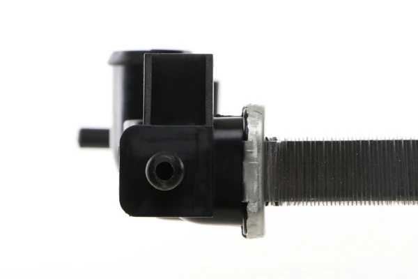 Radiator, engine cooling BEHR CR 438 000S