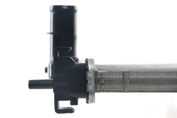 Radiator, engine cooling BEHR CR 831 001S