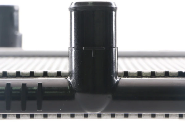 Radiator, engine cooling BEHR CR 856 000S