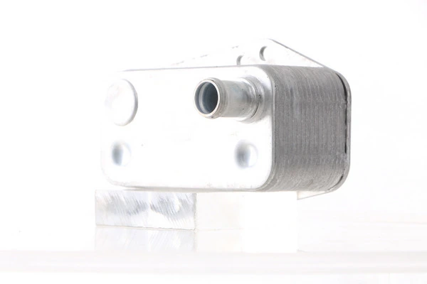 Oil Cooler, engine oil BEHR CLC 138 000S