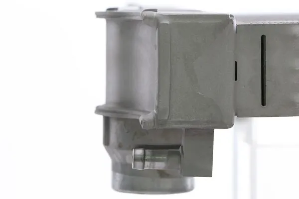 Radiator, engine cooling BEHR CR 1049 000S