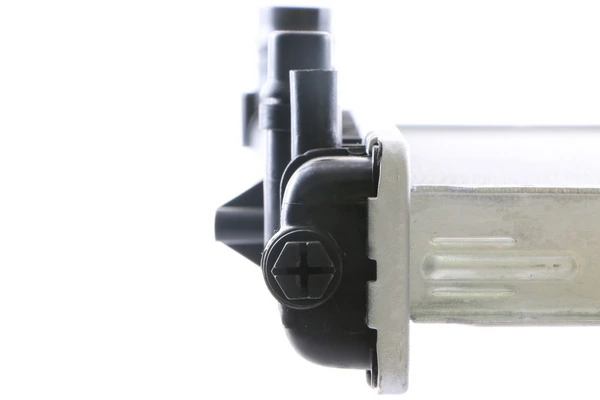 Radiator, engine cooling BEHR CR 566 000S