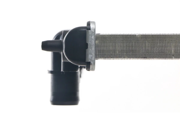 Radiator, engine cooling BEHR CR 556 002S