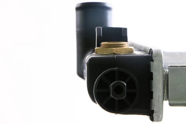 Radiator, engine cooling BEHR CR 357 000S