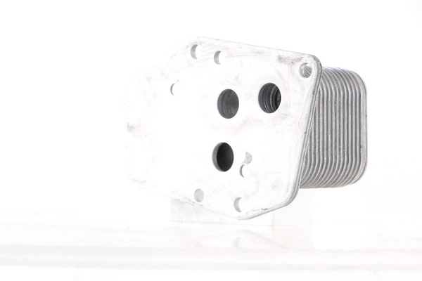 Oil Cooler, engine oil BEHR CLC 138 000S