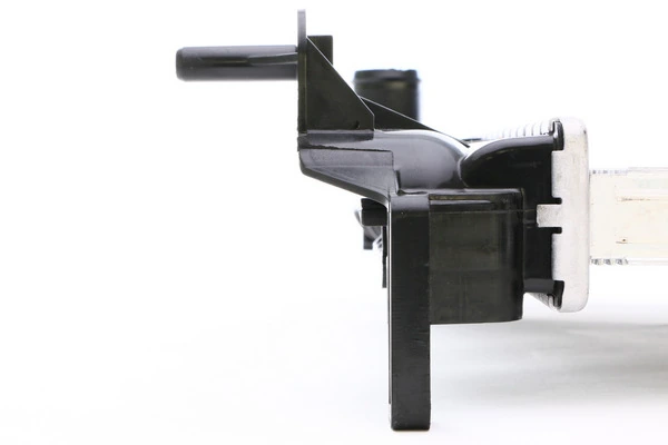 Radiator, engine cooling BEHR CR 21 000S