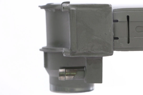 クーラー、ラジエーター BEHR CR 1050 000S