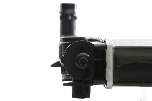 Radiator, engine cooling BEHR CR 423 000S