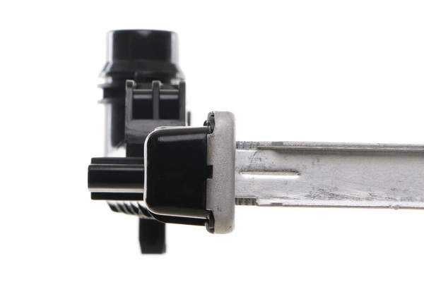 Radiator, engine cooling BEHR CR 2055 000S