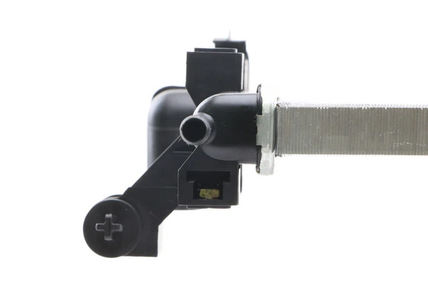 Radiator, engine cooling BEHR CR 389 000S