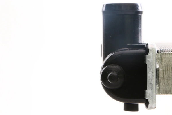 Radiator, engine cooling BEHR CR 364 000S