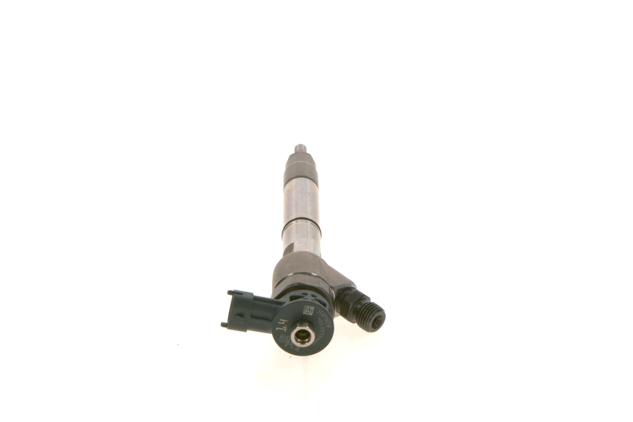 BOSCH 0 445 110 586 Injector Nozzle
