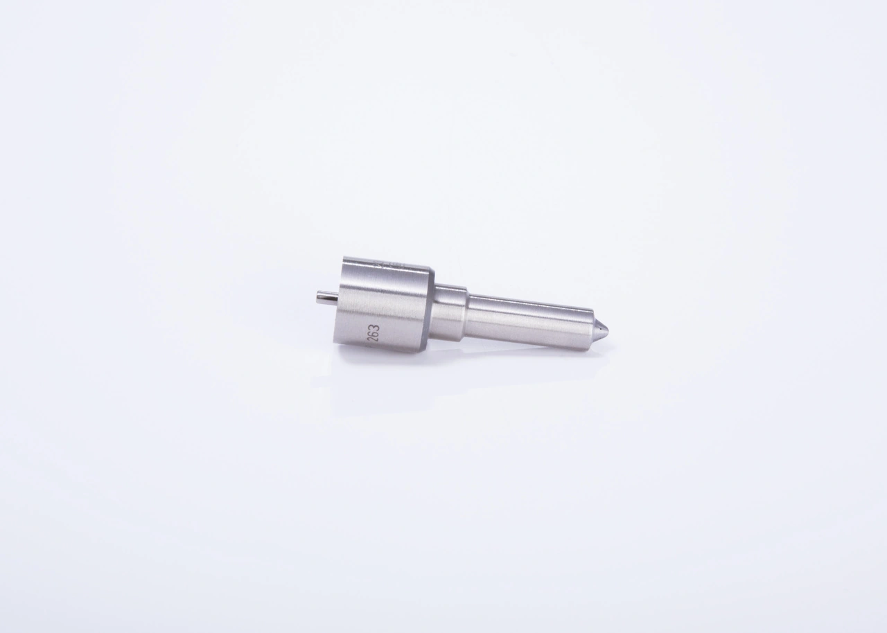 BOSCH 0 433 175 048 Injector Nozzle