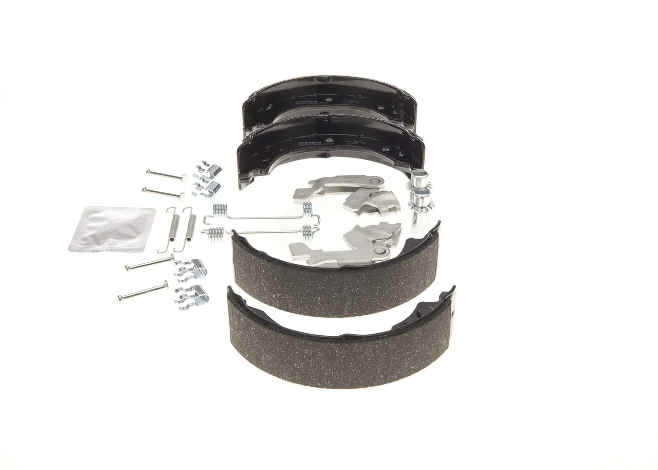 BOSCH 0 204 113 821 Brake Shoe Set, parking brake