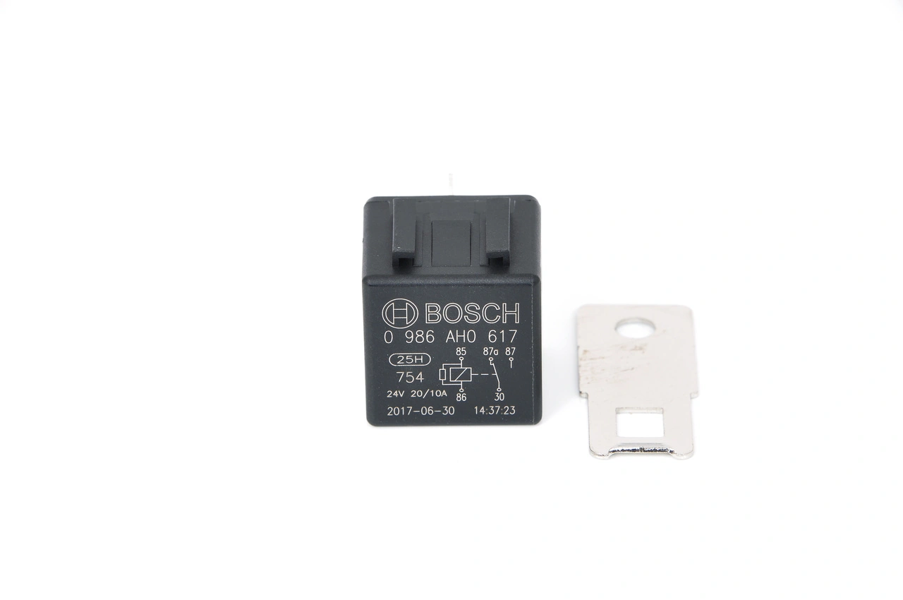 BOSCH 0 986 AH0 617 Relay, main current