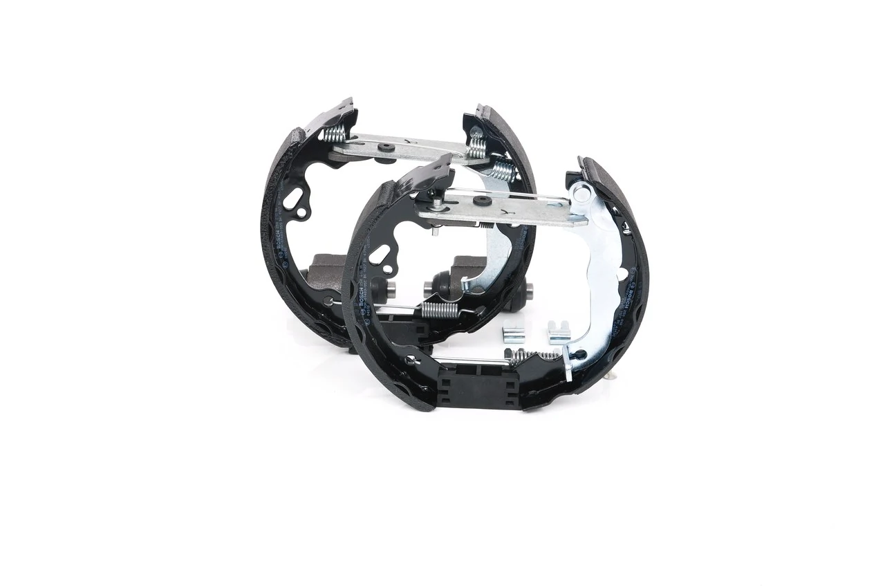 BOSCH 0 204 114 644 Brake Shoe Set