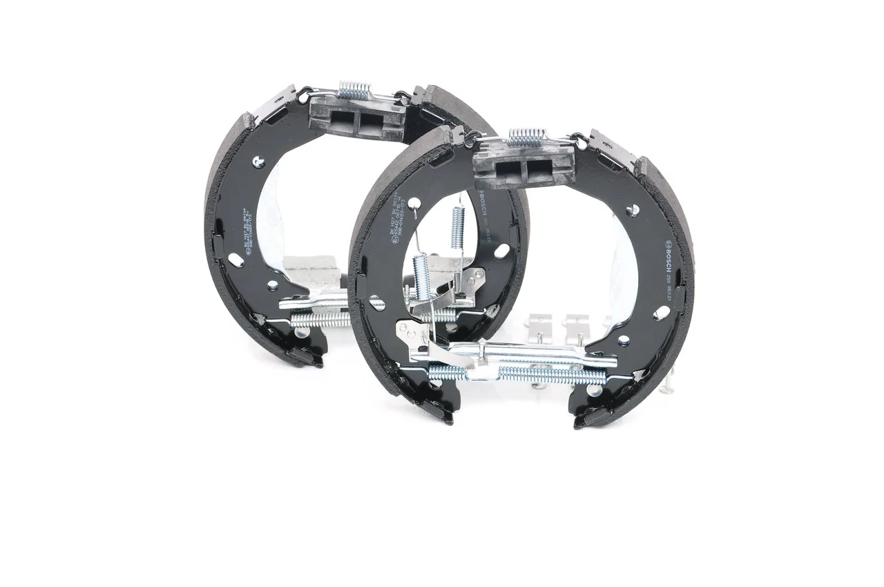 BOSCH 0 204 114 671 Brake Shoe Set