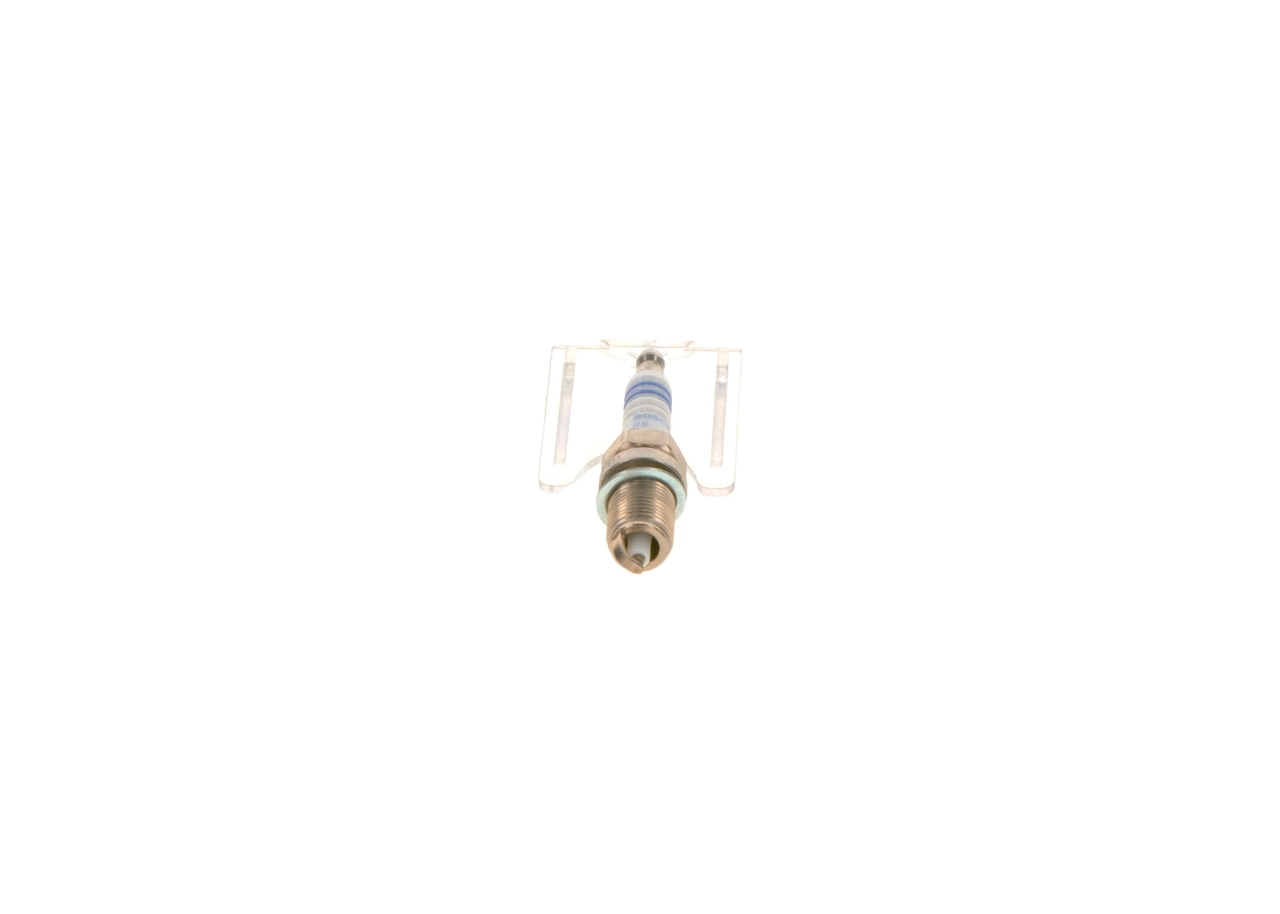 BOSCH 0 242 230 808 Spark Plug