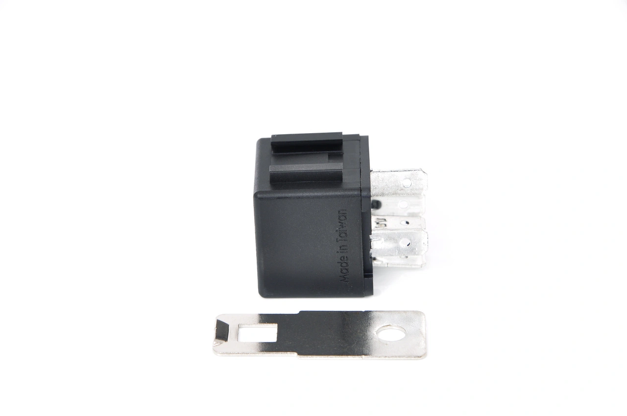 BOSCH 0 986 AH0 617 Relay, main current