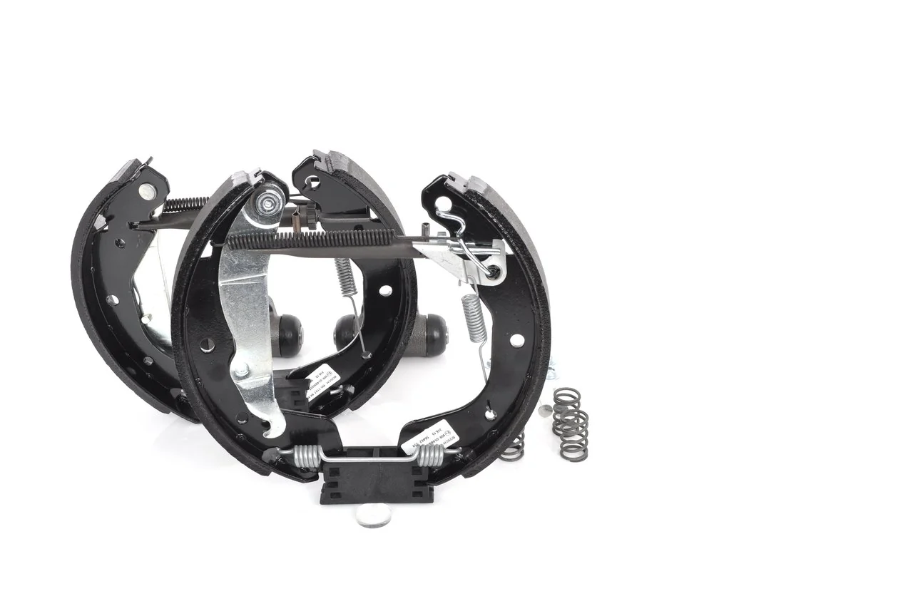 BOSCH 0 204 114 543 Brake Shoe Set