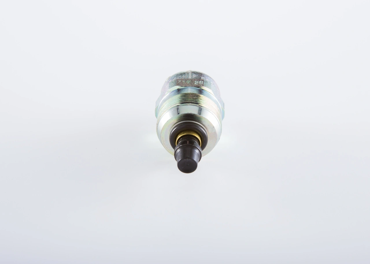 Solenoid F 002 D13 640