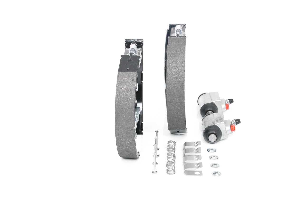 BOSCH 0 204 114 671 Brake Shoe Set