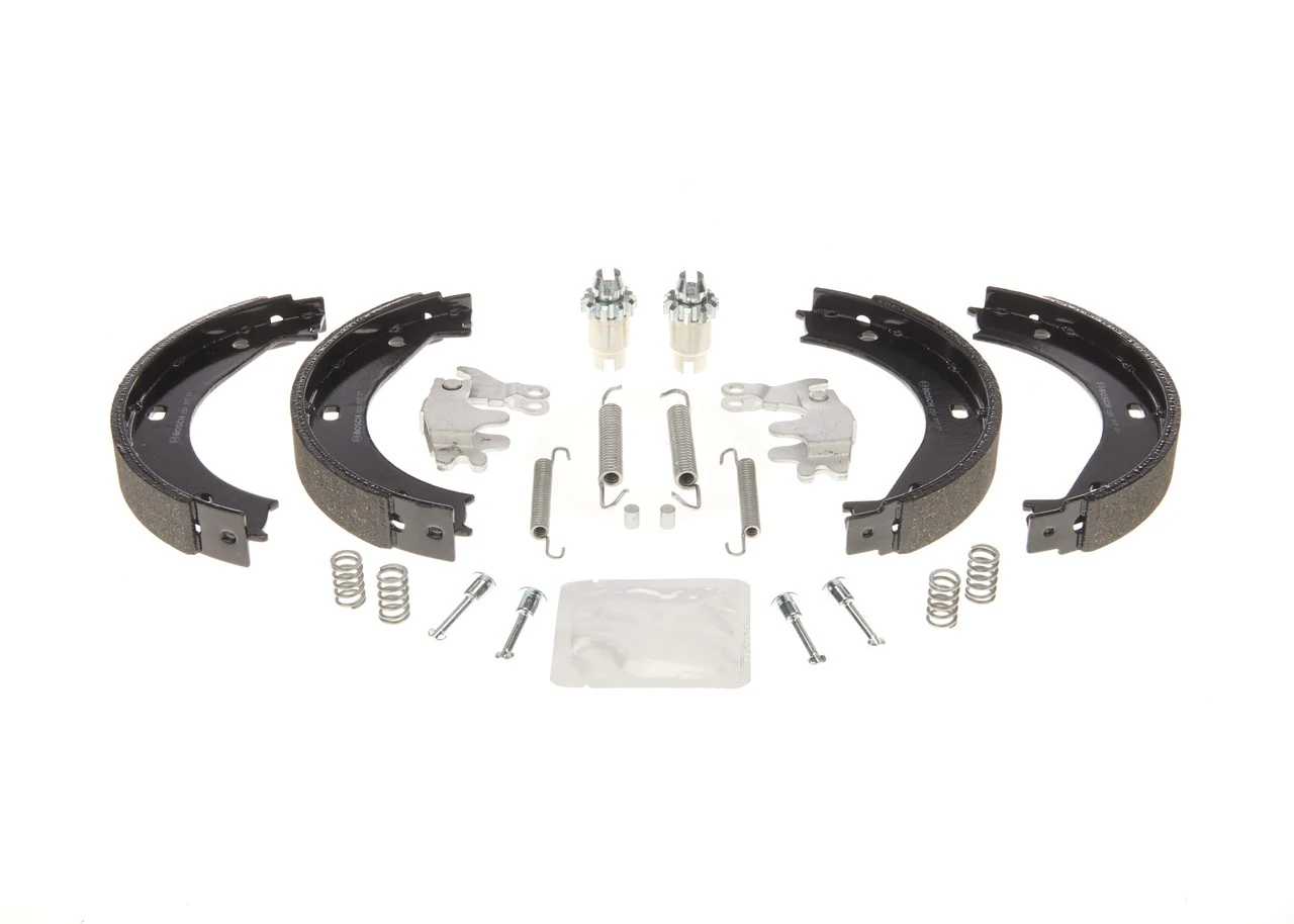 BOSCH 0 204 113 804 Brake Shoe Set, parking brake