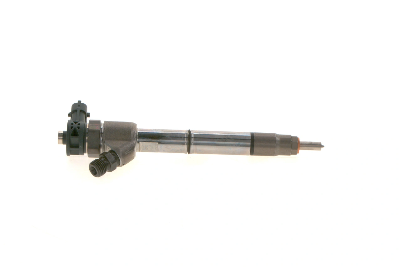BOSCH 0 445 110 586 Injector Nozzle